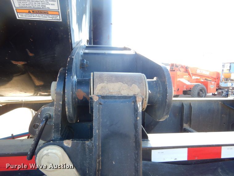 image for item DK3419 2013 Jet  side dump trailer