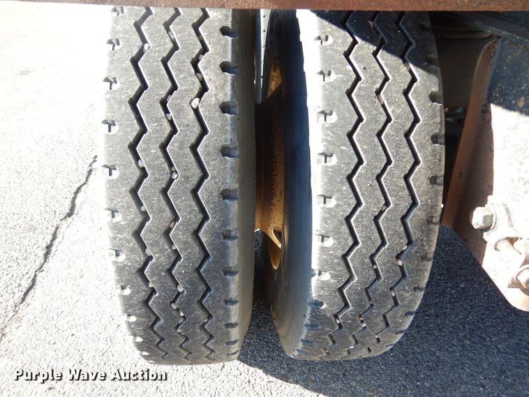 image for item DK3419 2013 Jet  side dump trailer