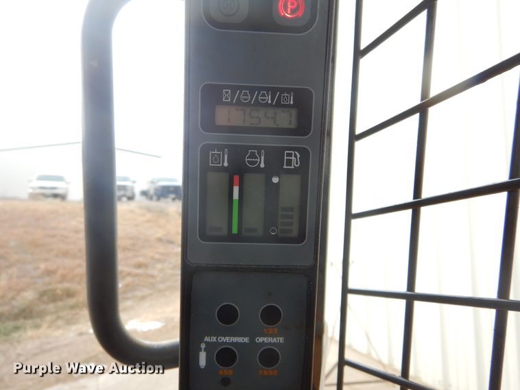 image for item DK3423 2019 Case TR270  skid steer loader