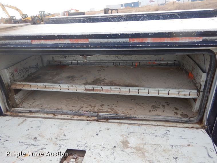 image for item DK3424 2001 Ford F350 Super Duty  Crew Cab utility bed pickup truck