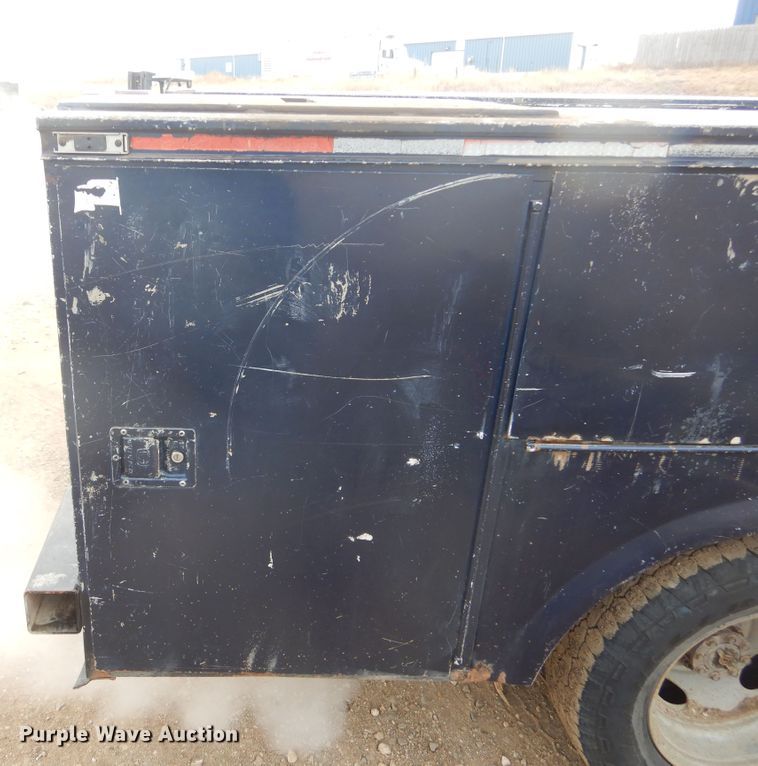 image for item DK3424 2001 Ford F350 Super Duty  Crew Cab utility bed pickup truck