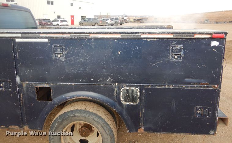 image for item DK3424 2001 Ford F350 Super Duty  Crew Cab utility bed pickup truck