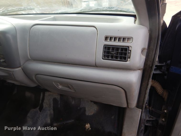 image for item DK3424 2001 Ford F350 Super Duty  Crew Cab utility bed pickup truck