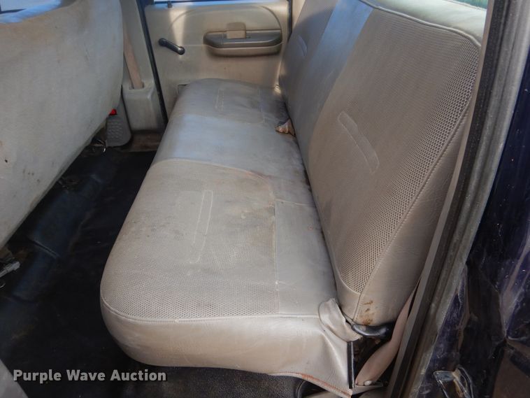 image for item DK3424 2001 Ford F350 Super Duty  Crew Cab utility bed pickup truck