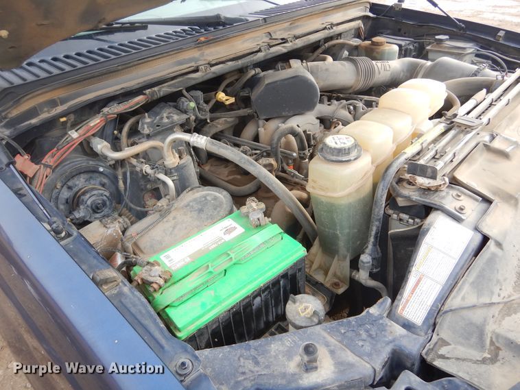 image for item DK3424 2001 Ford F350 Super Duty  Crew Cab utility bed pickup truck