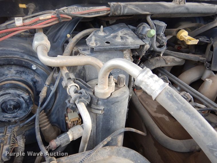 image for item DK3424 2001 Ford F350 Super Duty  Crew Cab utility bed pickup truck