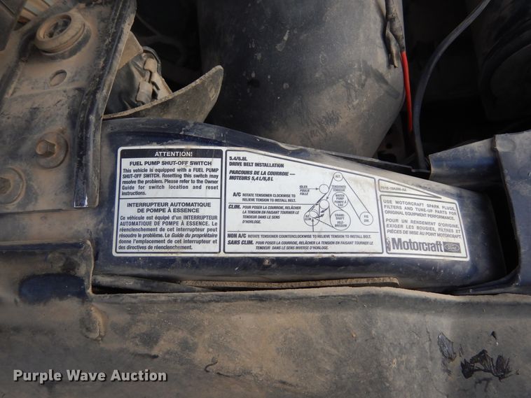 image for item DK3424 2001 Ford F350 Super Duty  Crew Cab utility bed pickup truck