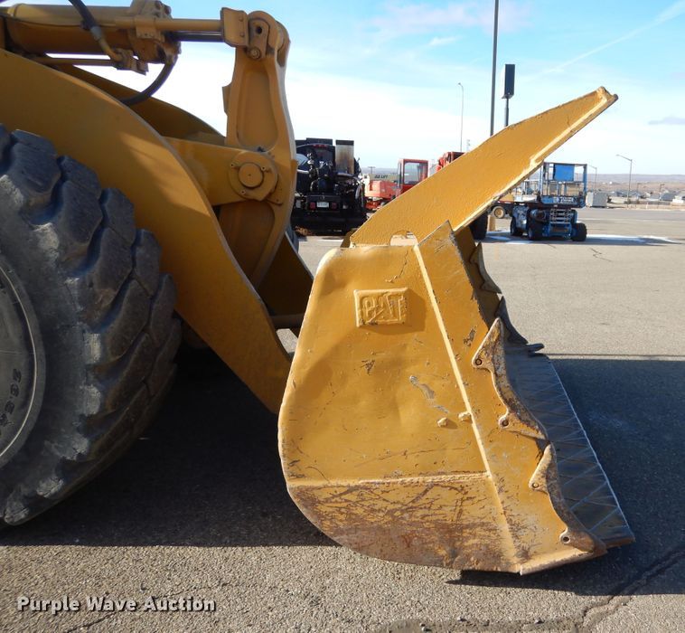 image for item DK3426 2004 Caterpillar 966G  wheel loader