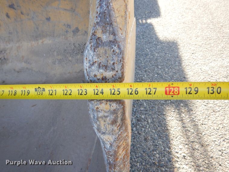 image for item DK3426 2004 Caterpillar 966G  wheel loader