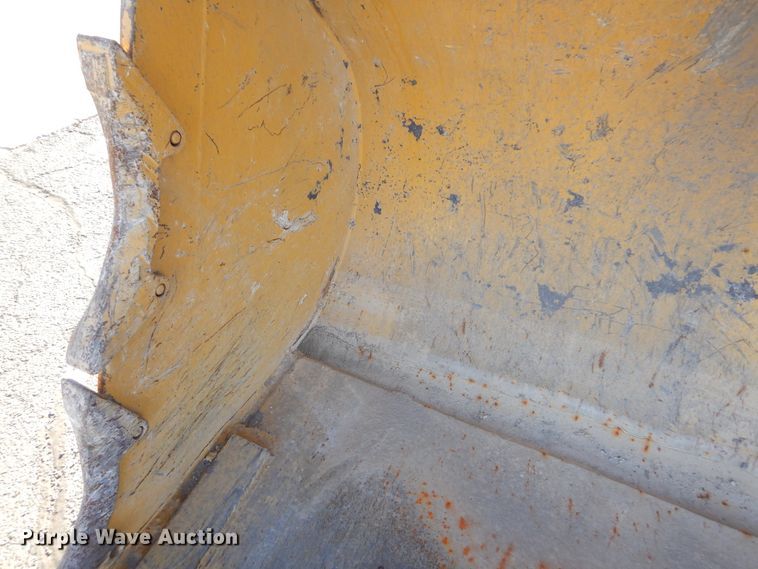 image for item DK3426 2004 Caterpillar 966G  wheel loader