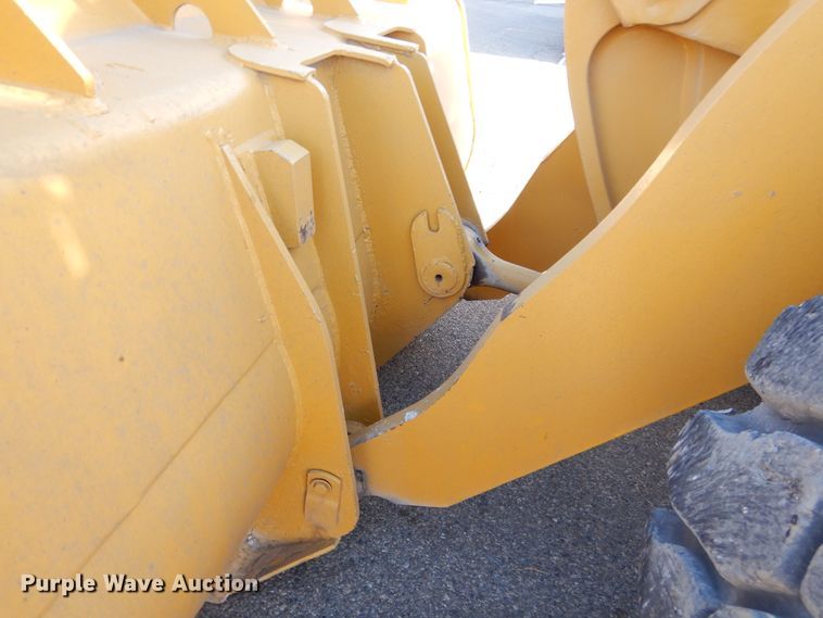 image for item DK3426 2004 Caterpillar 966G  wheel loader