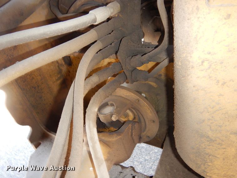 image for item DK3426 2004 Caterpillar 966G  wheel loader