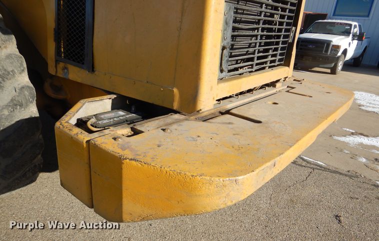 image for item DK3426 2004 Caterpillar 966G  wheel loader