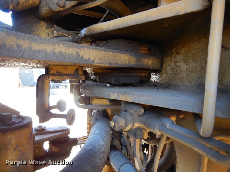 image for item DK3426 2004 Caterpillar 966G  wheel loader