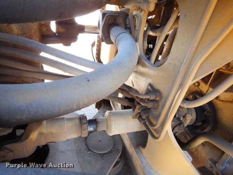 image for item DK3426 2004 Caterpillar 966G  wheel loader