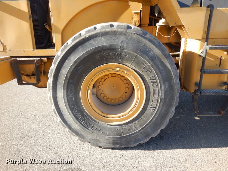 image for item DK3426 2004 Caterpillar 966G  wheel loader
