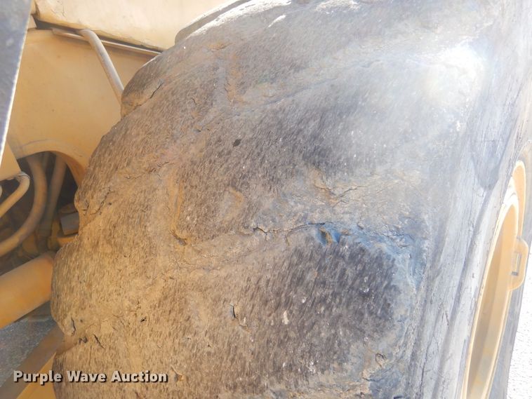 image for item DK3426 2004 Caterpillar 966G  wheel loader