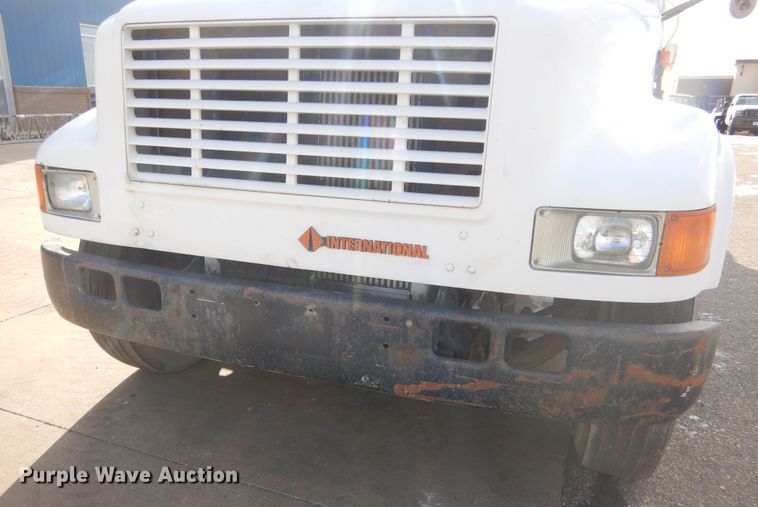 image for item DK3427 1992 International 4700  utility / service truck