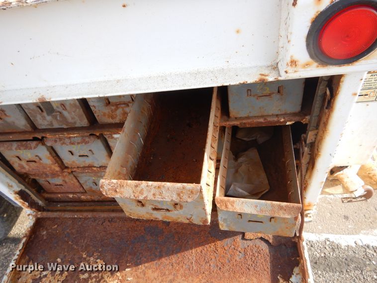 image for item DK3427 1992 International 4700  utility / service truck