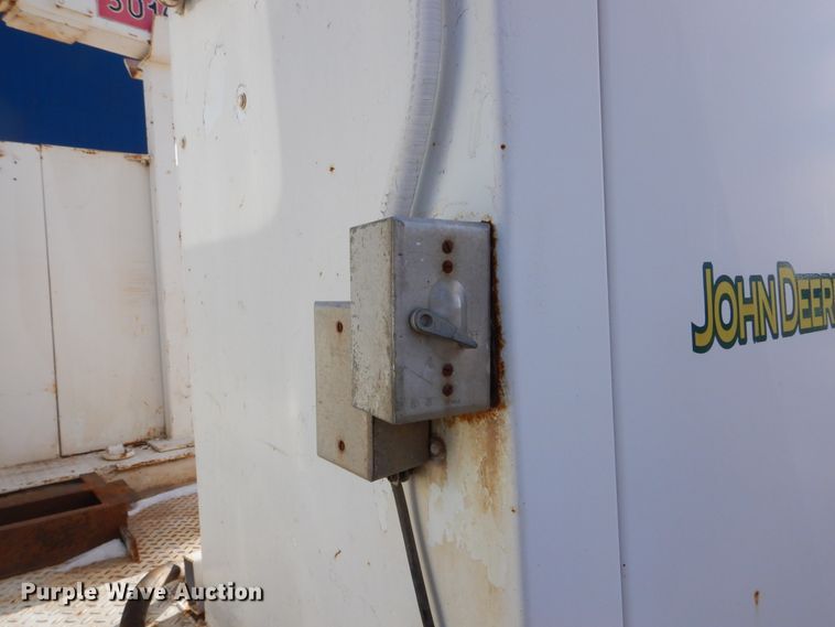 image for item DK3427 1992 International 4700  utility / service truck