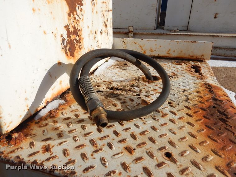 image for item DK3427 1992 International 4700  utility / service truck