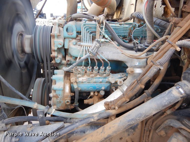 image for item DK3427 1992 International 4700  utility / service truck