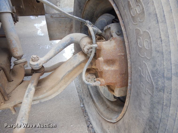 image for item DK3427 1992 International 4700  utility / service truck