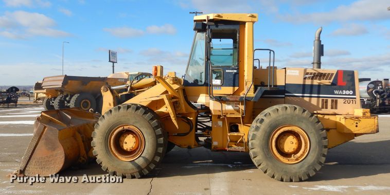 image for item DK3428 Komatsu WA380-1  wheel loader