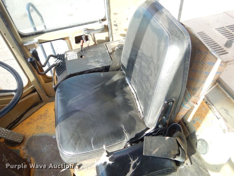 image for item DK3428 Komatsu WA380-1  wheel loader