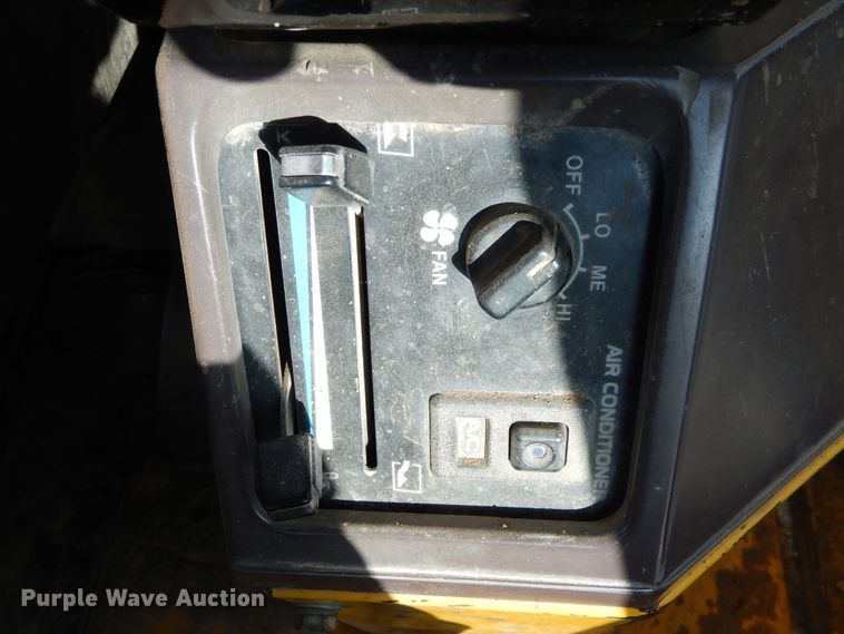 image for item DK3428 Komatsu WA380-1  wheel loader