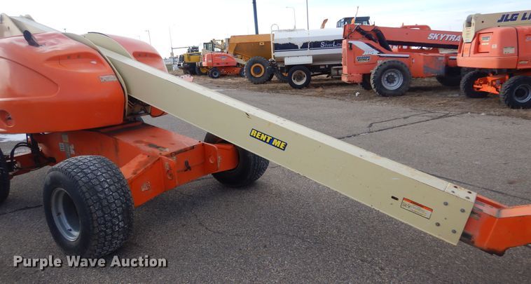 image for item DK3429 2001 JLG 400S  boom lift