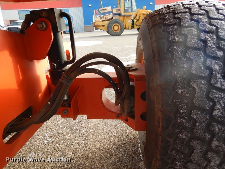 image for item DK3429 2001 JLG 400S  boom lift