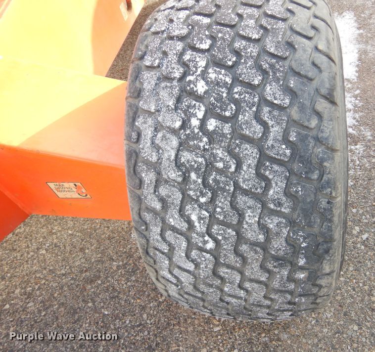 image for item DK3429 2001 JLG 400S  boom lift