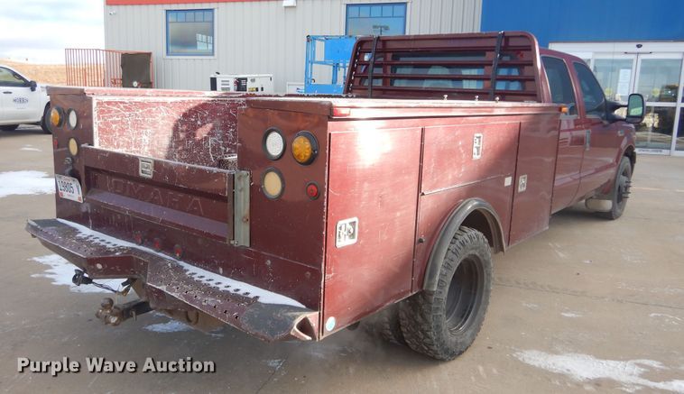 image for item DK3430 2006 Ford F350 Super Duty  Crew Cab utility bed pickup truck