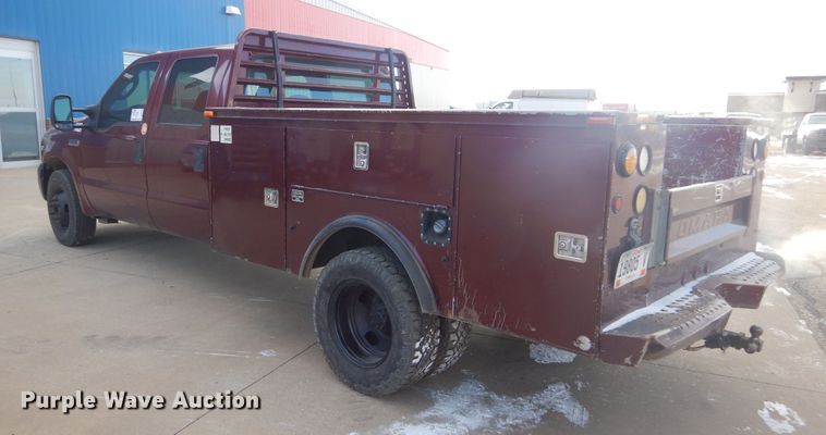 image for item DK3430 2006 Ford F350 Super Duty  Crew Cab utility bed pickup truck