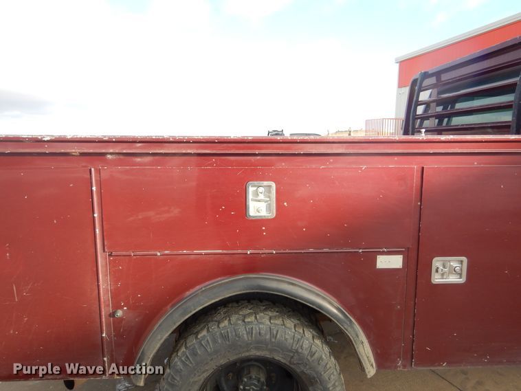 image for item DK3430 2006 Ford F350 Super Duty  Crew Cab utility bed pickup truck