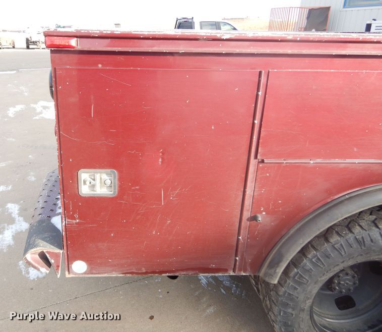 image for item DK3430 2006 Ford F350 Super Duty  Crew Cab utility bed pickup truck