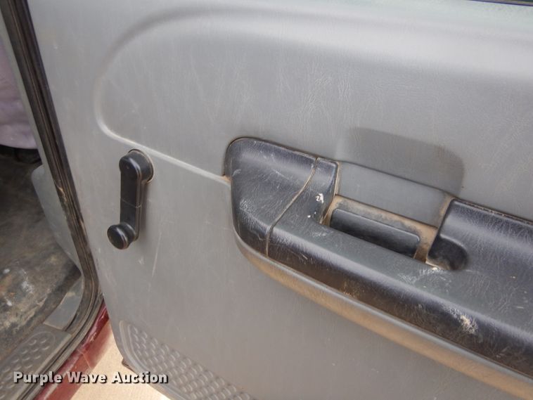 image for item DK3430 2006 Ford F350 Super Duty  Crew Cab utility bed pickup truck