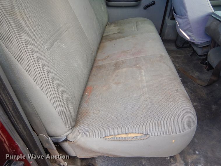 image for item DK3430 2006 Ford F350 Super Duty  Crew Cab utility bed pickup truck