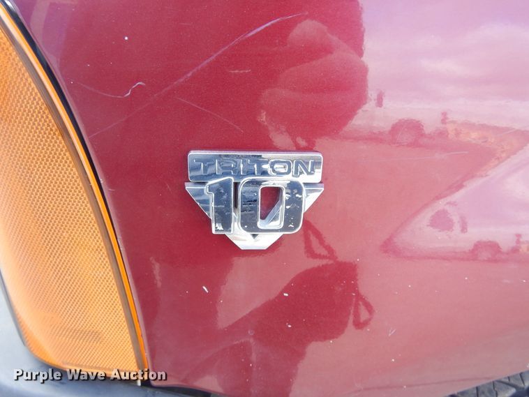 image for item DK3430 2006 Ford F350 Super Duty  Crew Cab utility bed pickup truck