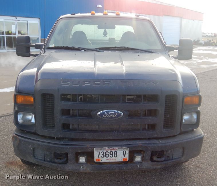 image for item DK3431 2008 Ford F350 Super Duty  Crew Cab utility bed pickup truck