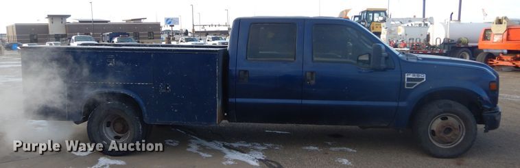 image for item DK3431 2008 Ford F350 Super Duty  Crew Cab utility bed pickup truck