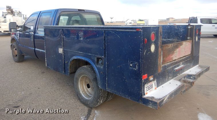image for item DK3431 2008 Ford F350 Super Duty  Crew Cab utility bed pickup truck