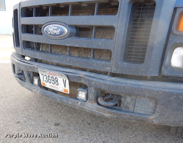 image for item DK3431 2008 Ford F350 Super Duty  Crew Cab utility bed pickup truck