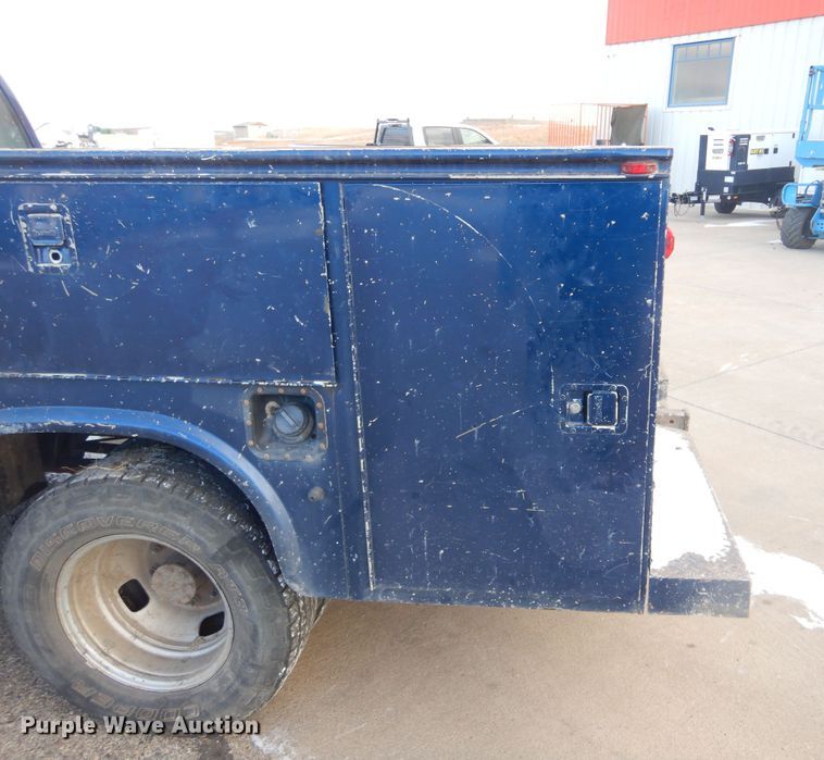 image for item DK3431 2008 Ford F350 Super Duty  Crew Cab utility bed pickup truck