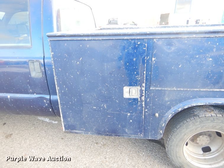 image for item DK3431 2008 Ford F350 Super Duty  Crew Cab utility bed pickup truck