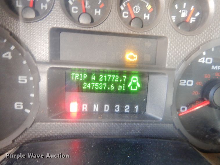 image for item DK3431 2008 Ford F350 Super Duty  Crew Cab utility bed pickup truck