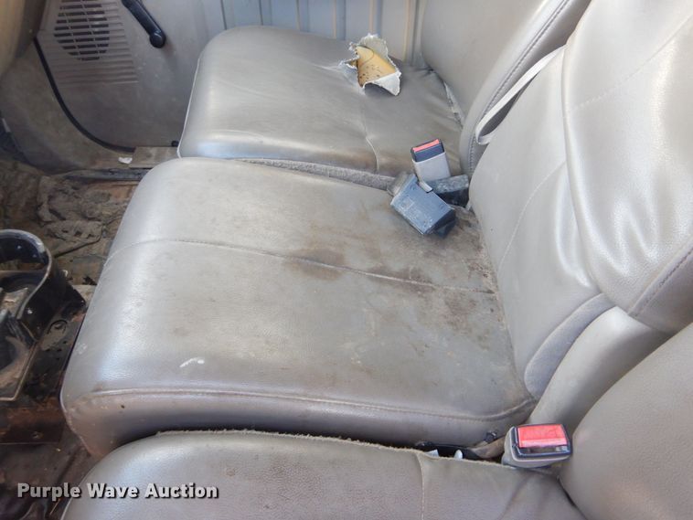 image for item DK3431 2008 Ford F350 Super Duty  Crew Cab utility bed pickup truck