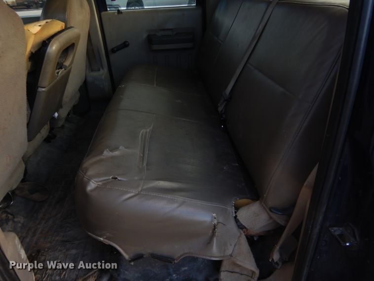 image for item DK3431 2008 Ford F350 Super Duty  Crew Cab utility bed pickup truck