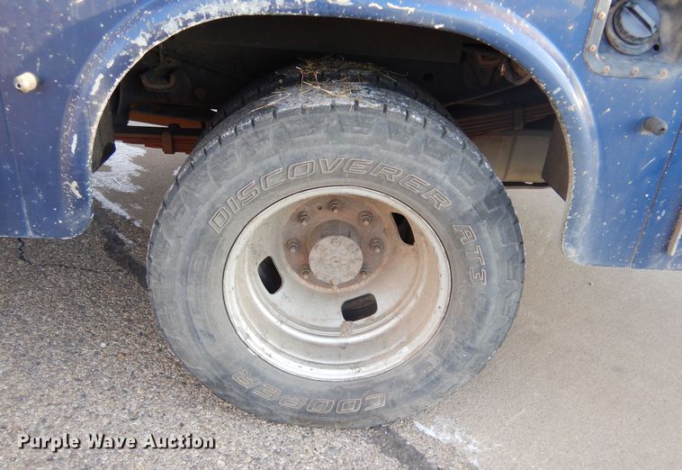 image for item DK3431 2008 Ford F350 Super Duty  Crew Cab utility bed pickup truck